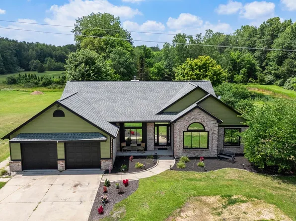 3570 Summerfield Rd, Petersburg, MI 49270