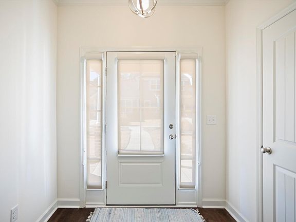 5th image of 723 Padfield Run