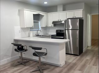 1214 SW 30th Pl, Miami, FL 33135