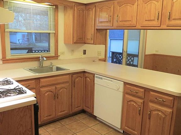 4th image of 779 Swift Dr