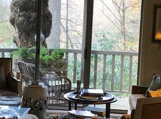 107 Chestnut Cv, Highlands, NC 28741