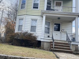 12 Tromp St, Clifton, NJ 07011