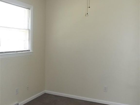 5th image of 469 Whispering Hills Dr #471