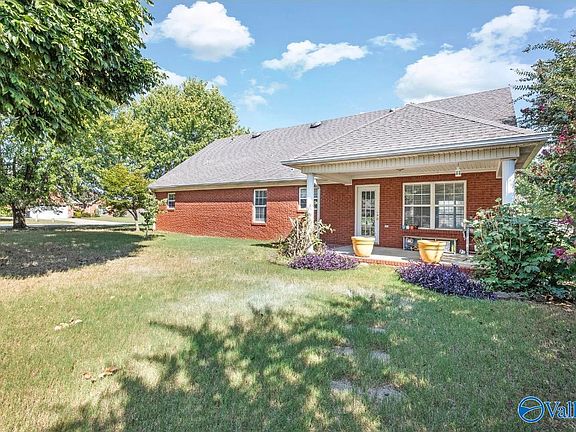 5th image of 1605 Lake Pointe Dr SW