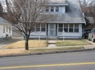 823 Spring St, Peoria, IL 61603