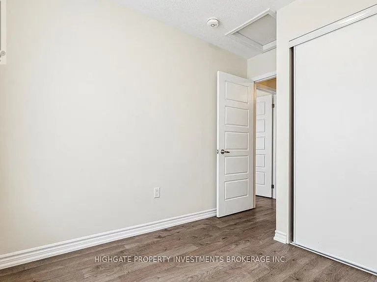 107 Lemieux Ct — Photo 21
