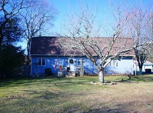 13 Summit Blvd, Westhampton, NY 11977