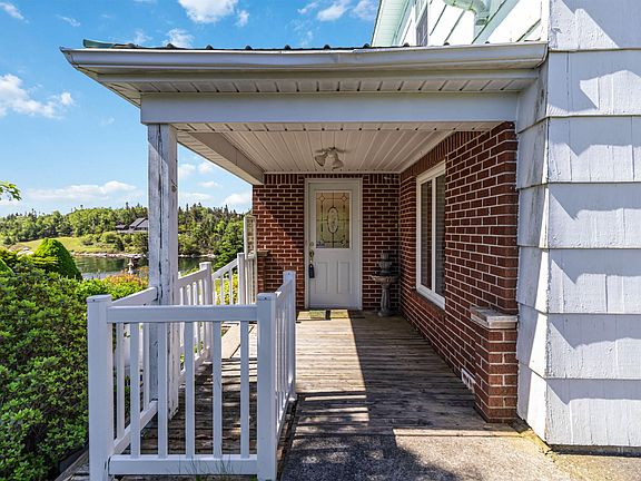 3rd image of 57 Learys Cove Rd