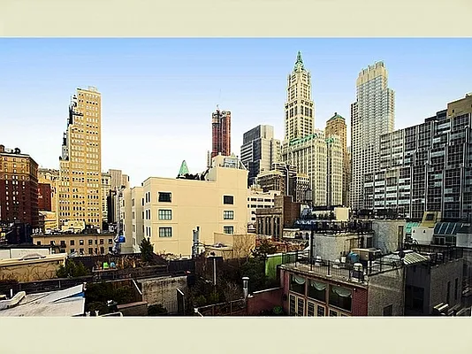 Sold by Stribling | media 10