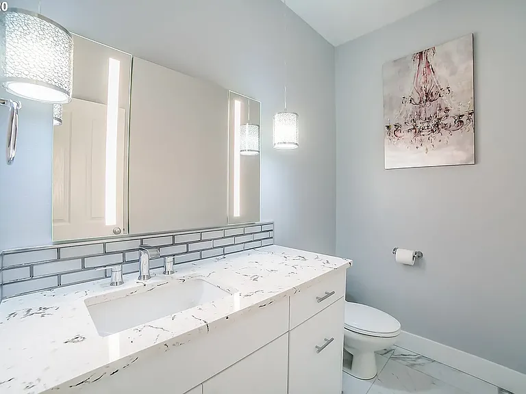 3306 SW Miller Pl — Photo 17