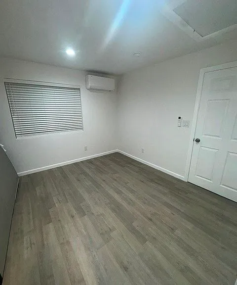 7960 Tampa Ave — Photo 13