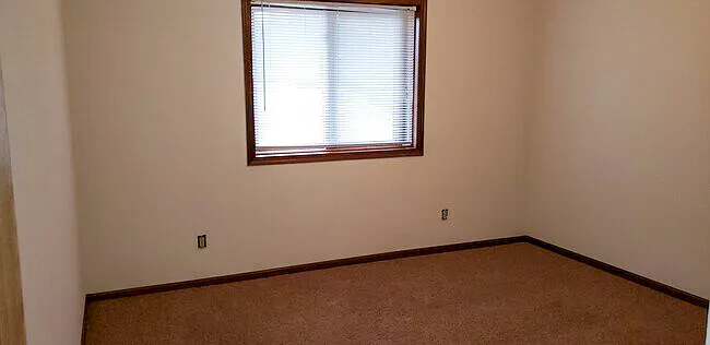 645 Galena Ct — Photo 14