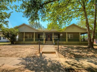 822 Stanley Ave SW, Ardmore, OK 73401