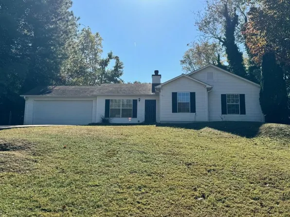6440 Wildwood Trl, Flowery Branch, GA 30542
