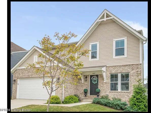 1907 Martingale Ln, Louisville, KY 40245