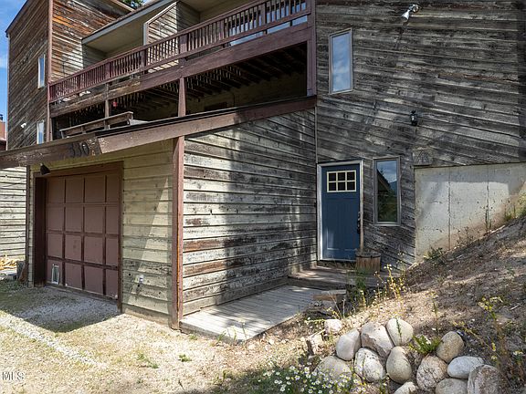 5th image of 530 WAPITI Lane #A