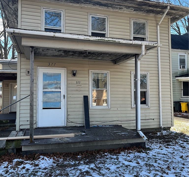 1st image of 377 W 2nd St