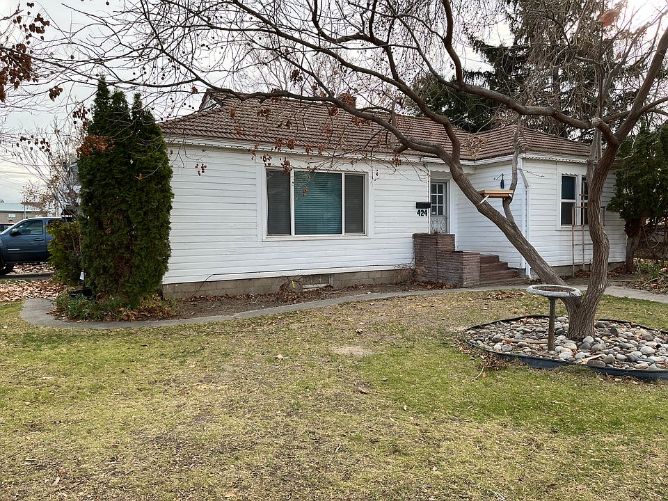 1st image of 424 Delafield Ave #A
