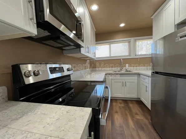 21724 E Cliff Dr #3, Santa Cruz, CA 95062