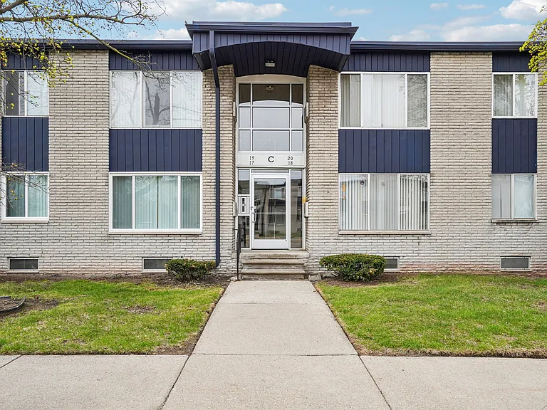 Outer Drive Manor Apartments — Photo 72