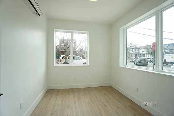 Rented by Rennit Inc. | media 11