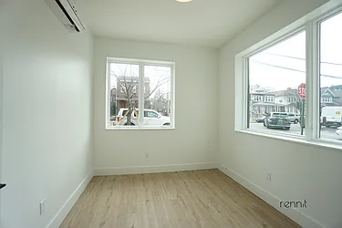 Rented by Rennit Inc.