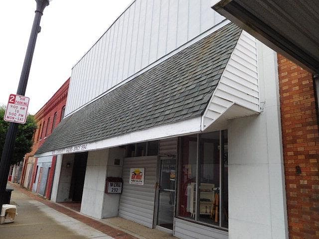 1st image of 232 Roanoke Ave