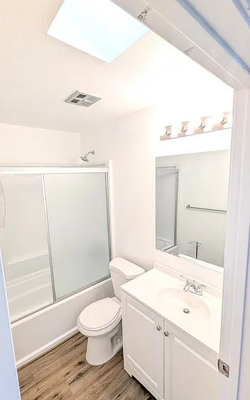 2260 N Indian Canyon Dr #B — Photo 17