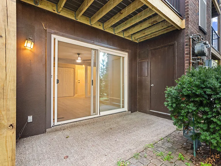 211 Crocker Dr #1-B — Photo 22