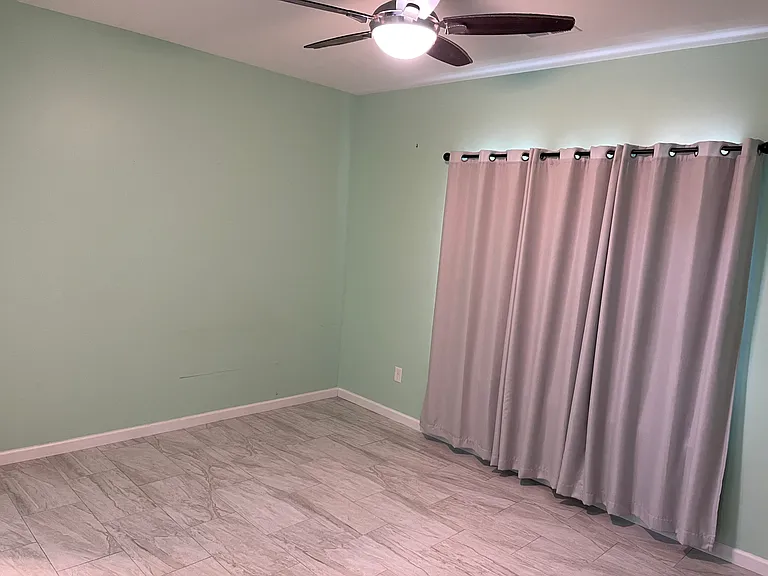213 Duchess Ct — Photo 8