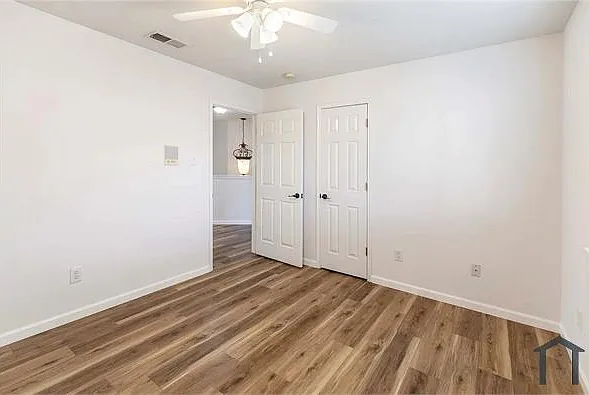 813 Silverbrook Dr — Photo 21