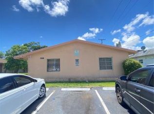 220 NE 41st St #4, Fort Lauderdale, FL 33334