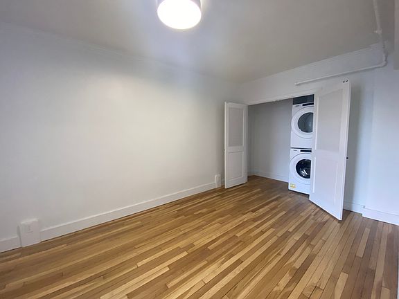 3rd image of 1258 Beacon St #410