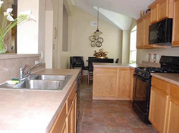 3rd image of 6405 Jersey Ln