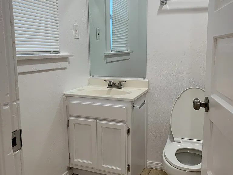 2116 Adair St #2118-1/4 — Photo 1