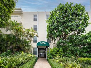 5838 SW 74th Ter APT 101, South Miami, FL 33143