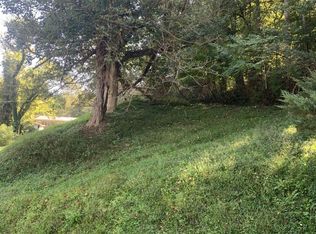 Orchard St, Wayne, WV 25570
