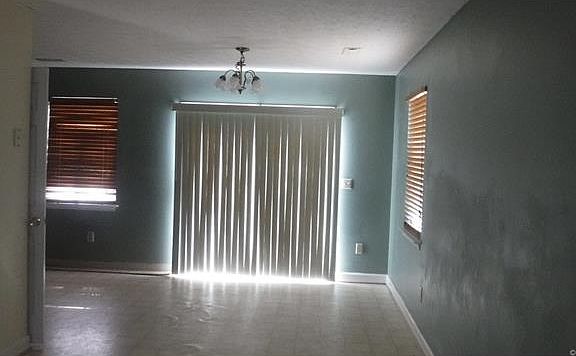 5th image of 106 Coburn Ct