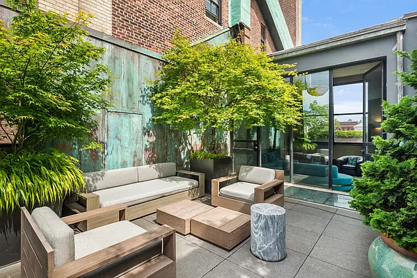 Rented by Compass | media 3