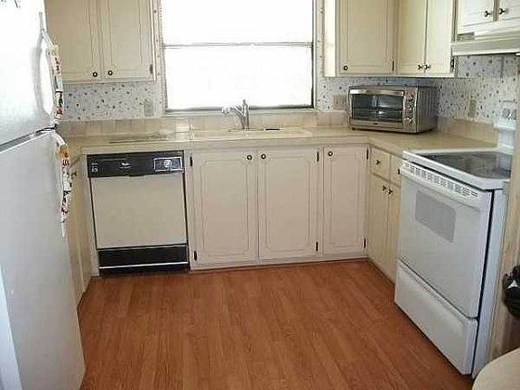 2nd image of 1925 Harden Blvd Lot 229