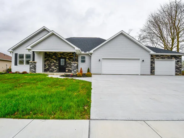 520 Cherry Ln, Fletcher, OH 45326