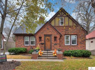 4439 William St, Omaha, NE 68105