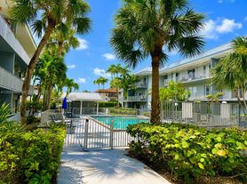 7401 SW 82nd St, Miami, FL