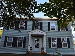 48 Mosher St, Holyoke, MA 01040