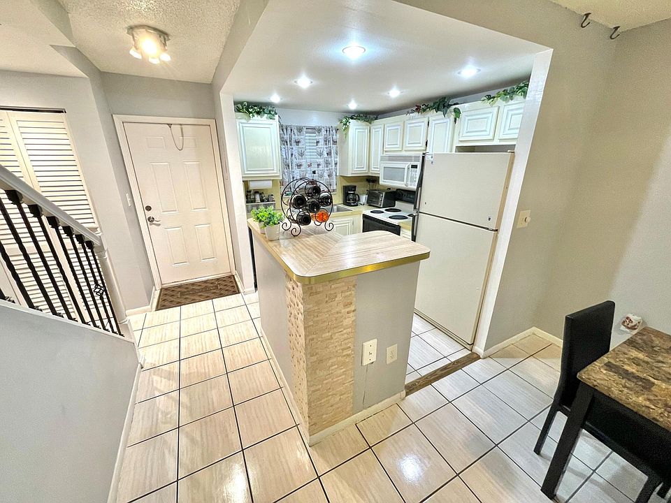 1st image of 803 W Oakland Park Boulevard #A6