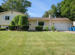 1445 Morninglow Dr, Grand Blanc, MI