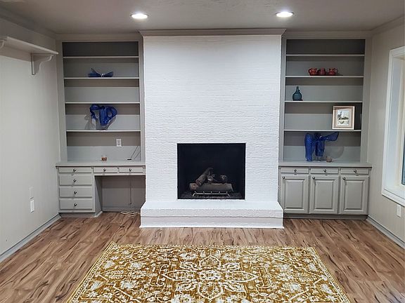 5th image of 7422-7424 Walling Ln