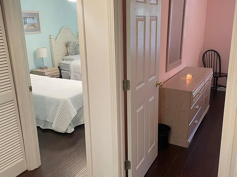390 Pinehurst Ln #14J — Photo 23
