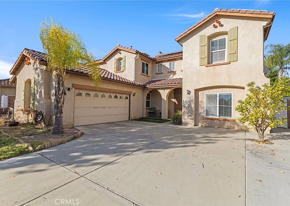 1st image of 29376 Woodbine Ln