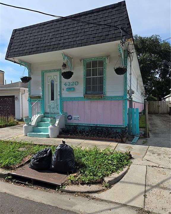 1st image of 4320 Toulouse St